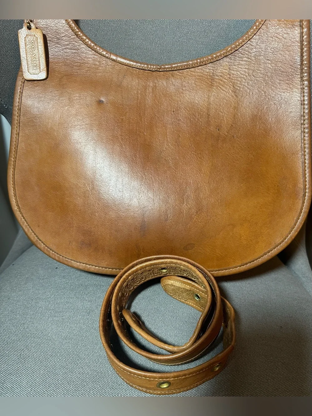 Vintage coach large saddle in saddle 9210